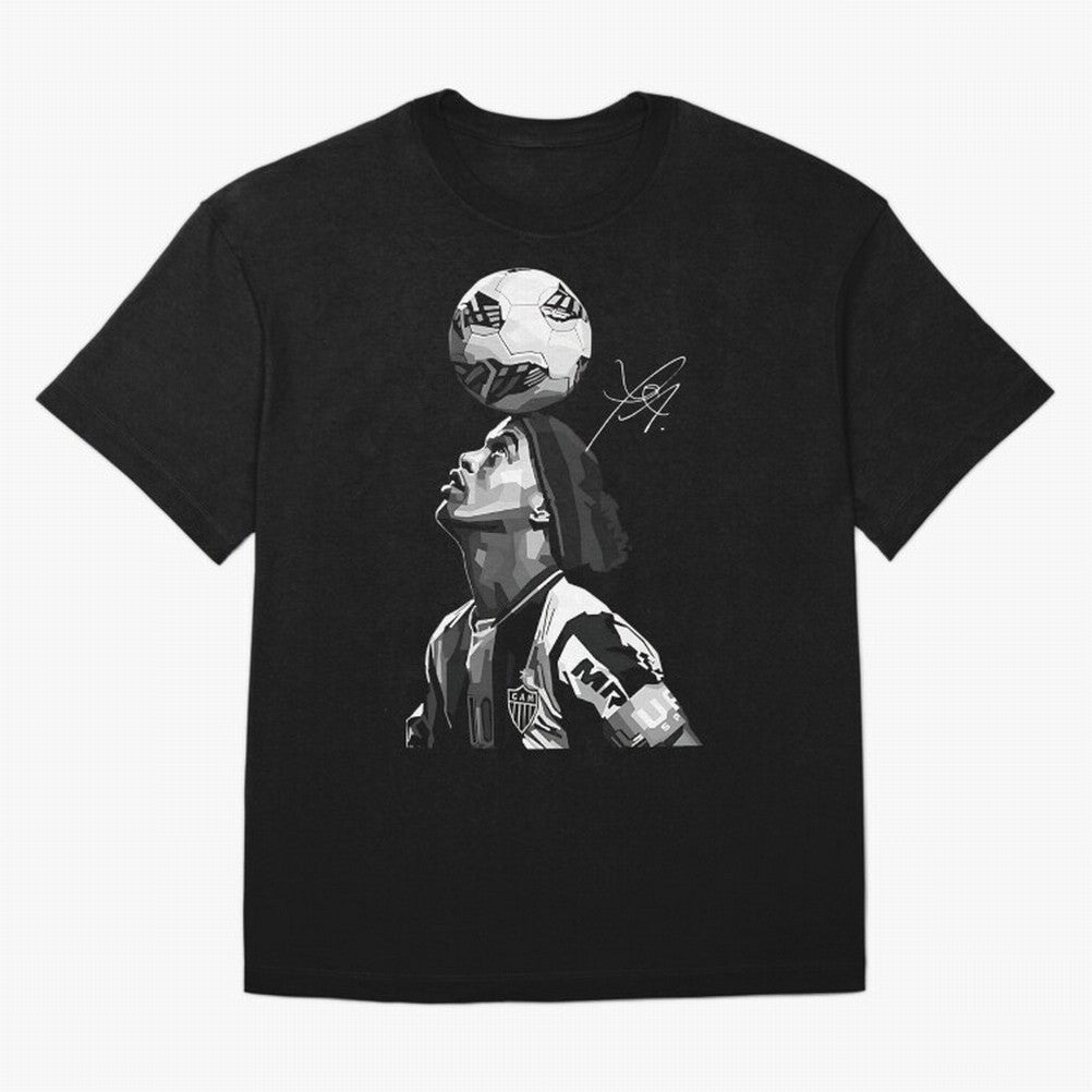 Ronaldinho - black white Oversized T-Shirt Support Iconic Players in Global Football Passion for FIFA World Cup 2026, Connected to Mbappe, Portugal, Football History, Final Match Energy, Crowd Noise and Once in a Lifetime Moments; Ideal for Fans