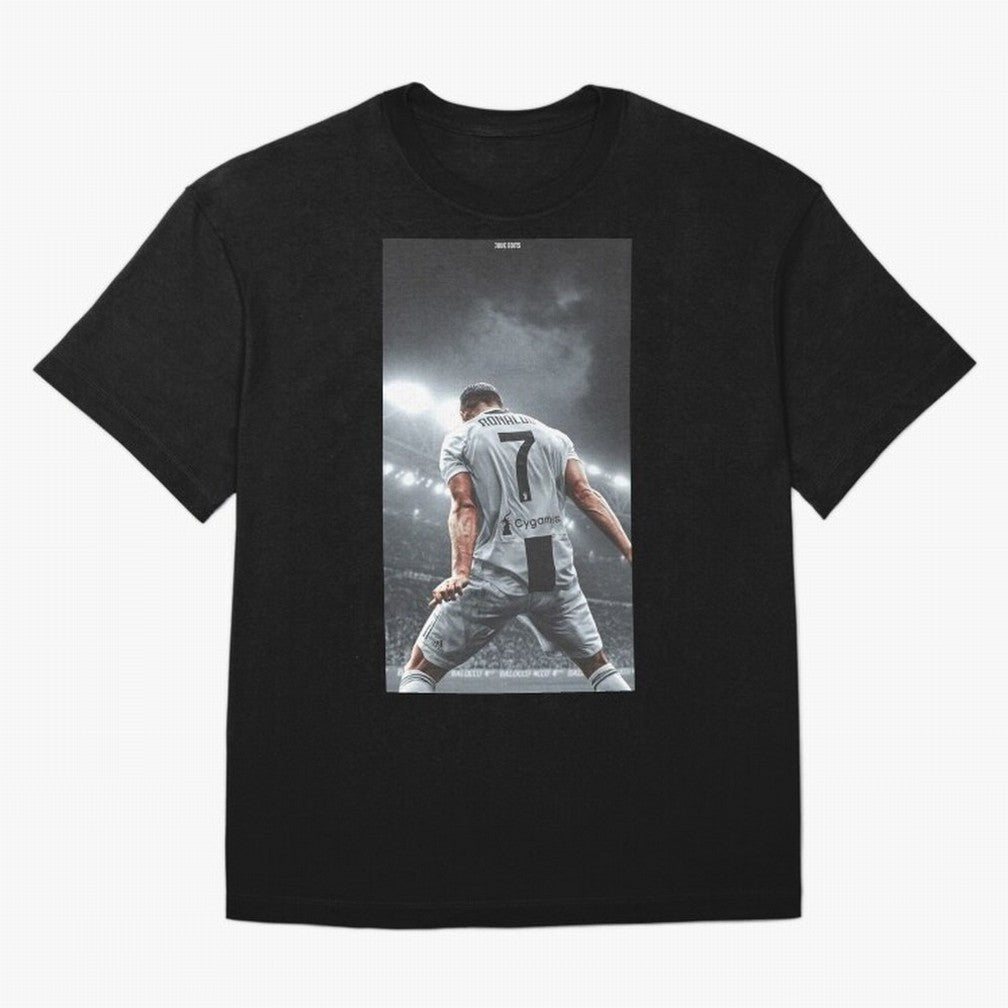 Cristiano Ronaldo Fantastic Oversized T-Shirt Elevate FIFA World Cup 2026 with Messi and Cristiano Ronaldo, Spain Energy, Sports Nostalgia, International Competition, Famous Players and Unforgettable Victories; Built for Supporters Chasing Trophy