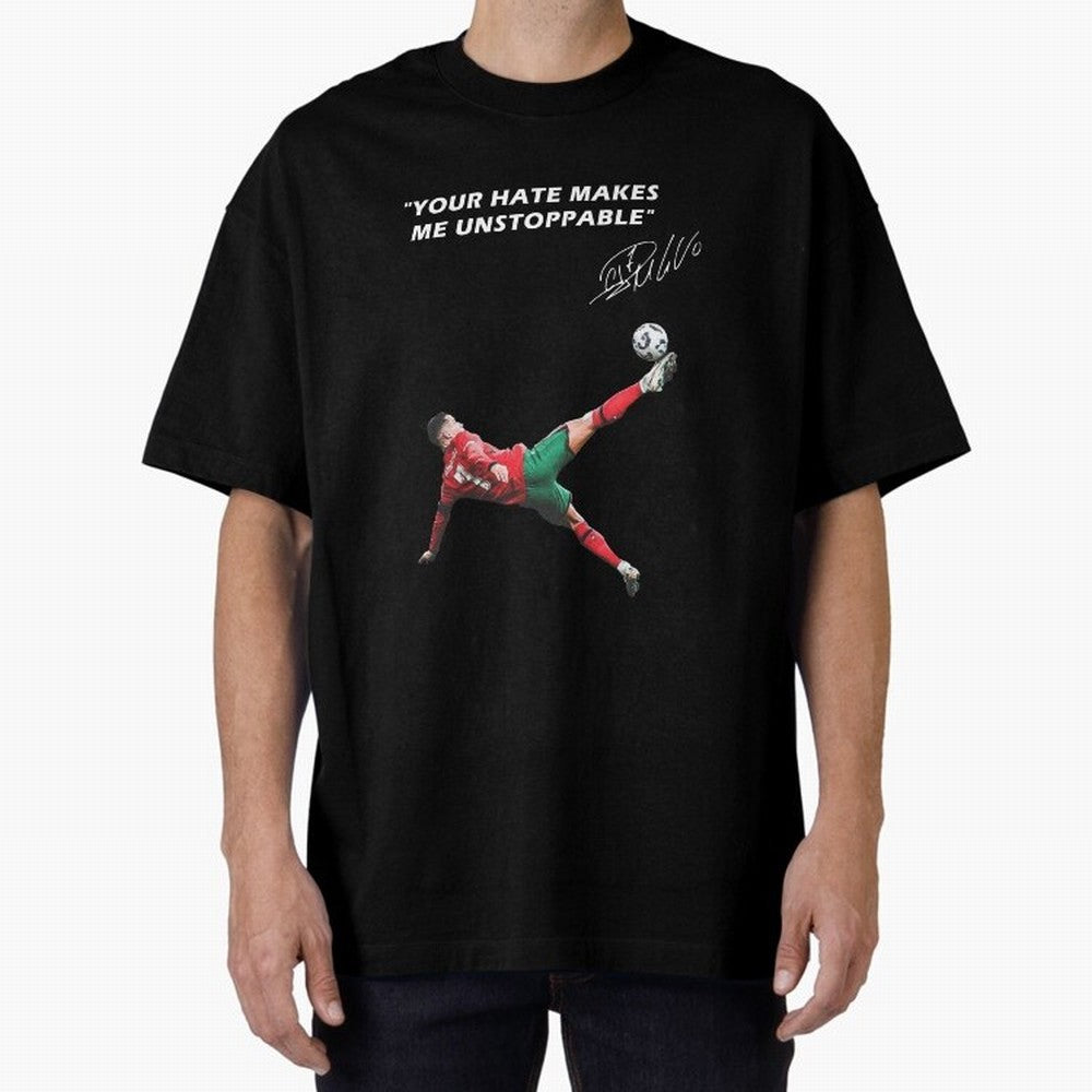 Cristiano Ronaldo Footballer Oversized T-Shirt Relive Match Day Hype around FIFA World Cup 2026 USA Canada Mexico, Mbappe and Neymar, Brazil, Retro Football Energy, Iconic Rivalries, Trophy Chase Drama and Stadium Atmosphere; Ideal for Fans Who