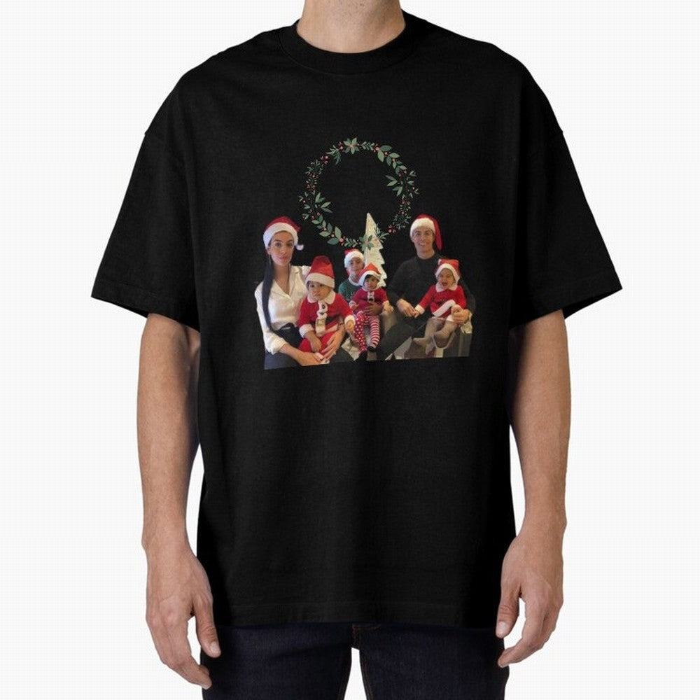Cristiano ronaldo siuuu familly - siuuu Merry Christmas Oversized T-Shirt Follow Every Goal of FIFA World Cup 2026 Group Stage for Fans of Cristiano Ronaldo and Argentina, Bringing Football History, Final Match Energy, Crowd Noise and Once in a
