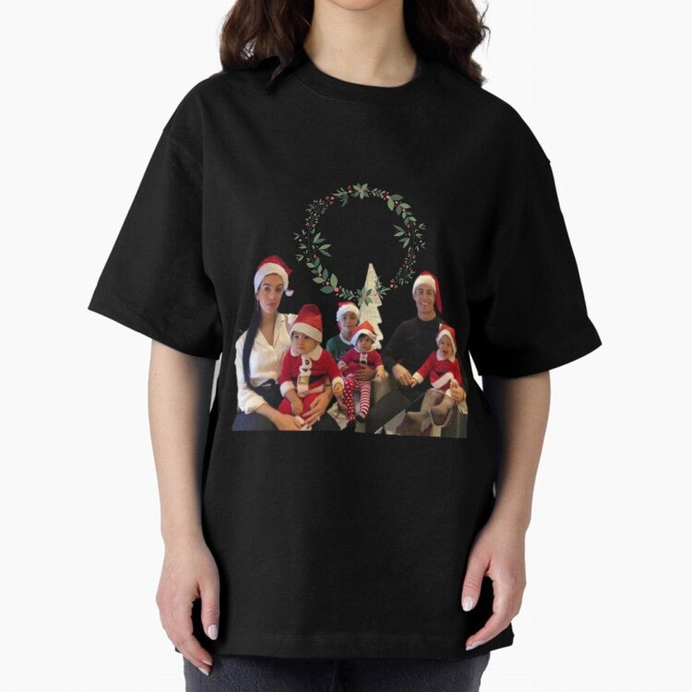 Cristiano ronaldo siuuu familly - siuuu Merry Christmas Oversized T-Shirt Follow Every Goal of FIFA World Cup 2026 Group Stage for Fans of Cristiano Ronaldo and Argentina, Bringing Football History, Final Match Energy, Crowd Noise and Once in a
