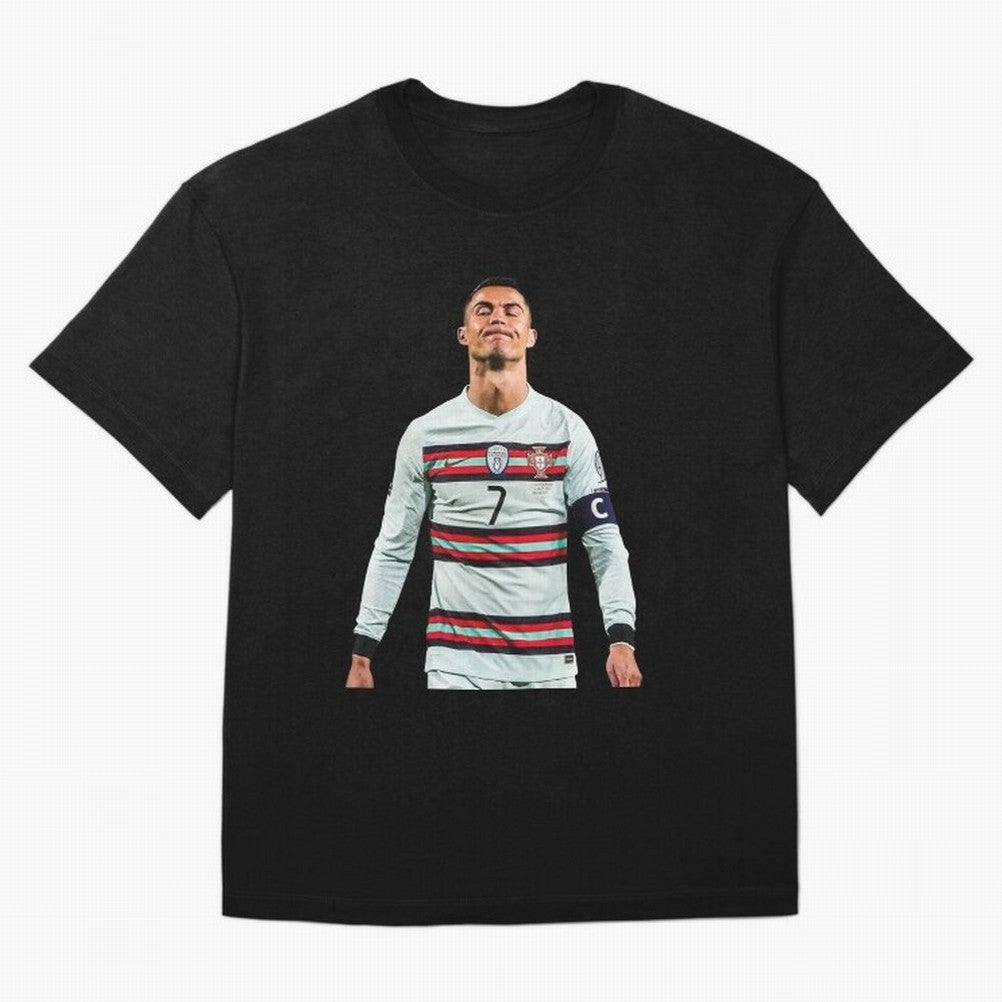 Cristiano Ronaldo Design Oversized T-Shirt Represent Football Lovers during FIFA World Cup 2026 USA Canada Mexico for Fans of Mbappe and Brazil, Bringing Supporter Pride, Iconic Celebrations, Legendary Names and Global Match Day Energy; Ideal for