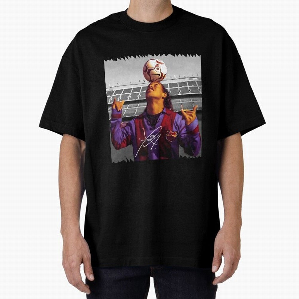 Ronaldinho - vintage Oversized T-Shirt Relive Legendary Nights from FIFA World Cup 2026 Group Stage Connected to Messi and Cristiano Ronaldo, Netherlands Energy, Vintage Soccer Flavor, Modern Football Stars, National Flags and Final Night Emotion;