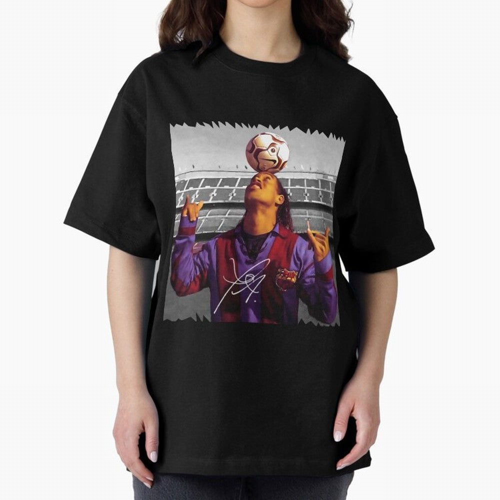 Ronaldinho - vintage Oversized T-Shirt Relive Legendary Nights from FIFA World Cup 2026 Group Stage Connected to Messi and Cristiano Ronaldo, Netherlands Energy, Vintage Soccer Flavor, Modern Football Stars, National Flags and Final Night Emotion;