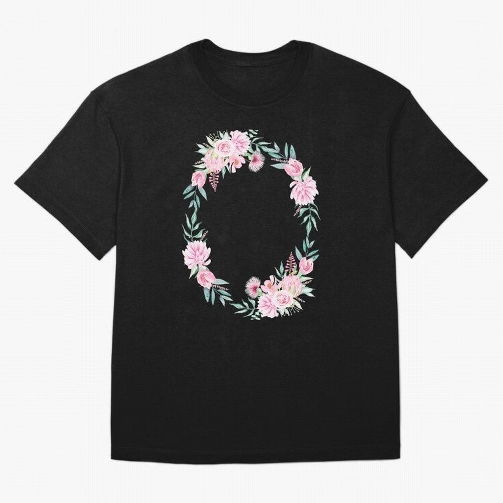 Proverbios 31:25 ¨C Est¨¢ vestida de fuerza y dignidad | Vers¨ªculo B¨ªblico Floral | Mujer de Fe Oversized T-Shirt Honor the Beautiful Game during FIFA World Cup 2026 USA Canada Mexico for Fans of Messi and Cristiano Ronaldo and Spain, Bringing