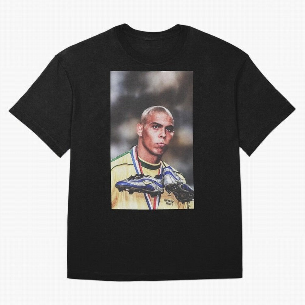 Ronaldo Luis Nazario de Lima Art Oversized T-Shirt Remember Iconic Moments from FIFA World Cup 2026 Filled with Neymar, Brazil Energy, Global Supporter Spirit, Legendary Goals, National Colors and Tournament Celebration; Built for Supporters