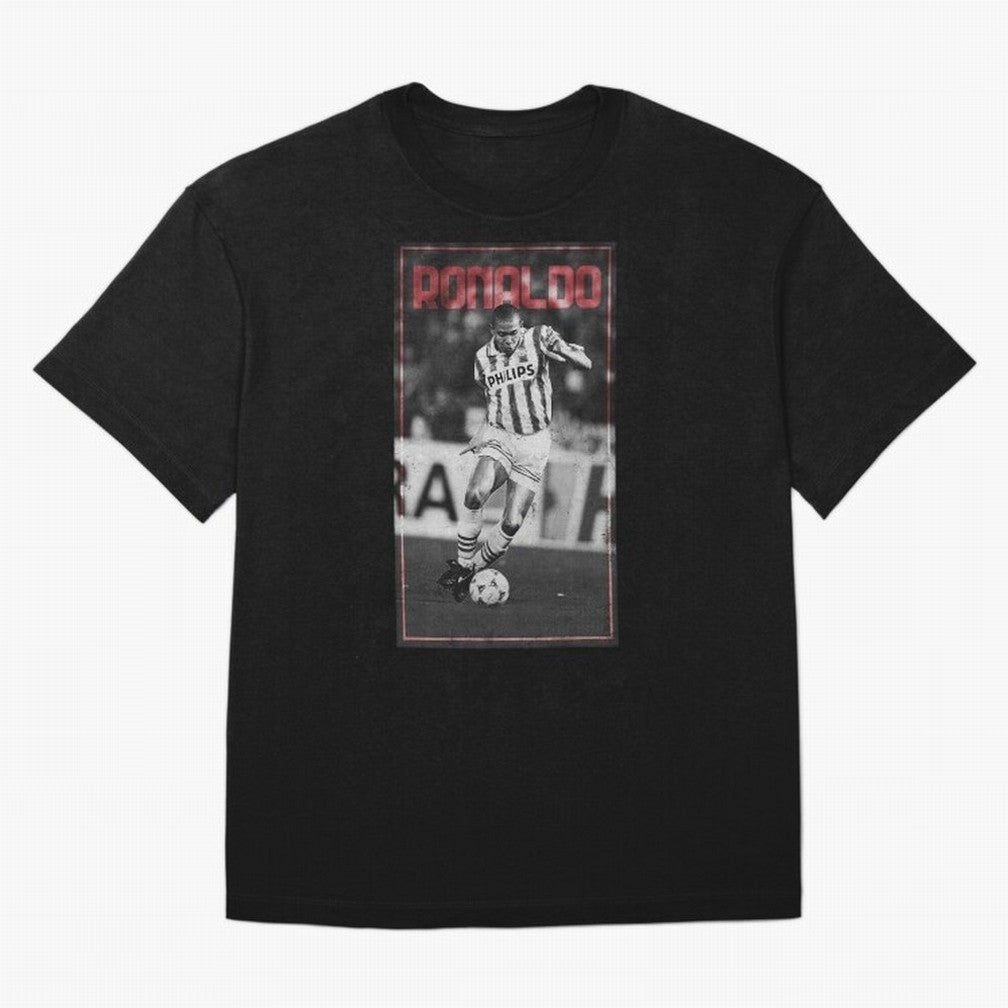 Wallpaper Ronaldo Luis Nazario de Lima Oversized T-Shirt Refresh FIFA World Cup 2026 Spirit, with Portugal, Messi, Game Day Rituals, Football Legends, Country Pride and the Road to the Final; Perfect for Fans, Collectors, Family Gatherings, Watch