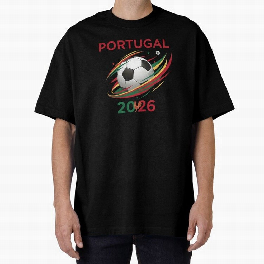Camiseta Portugal 2026 - Bola de Futebol e Design Galo de Barcelos. Oversized T-Shirt Bring FIFA World Cup 2026 Centered on Messi, Neymar and Mbappe, Argentina, France and Brazil Energy, Global Supporter Spirit, Legendary Goals, National Colors and