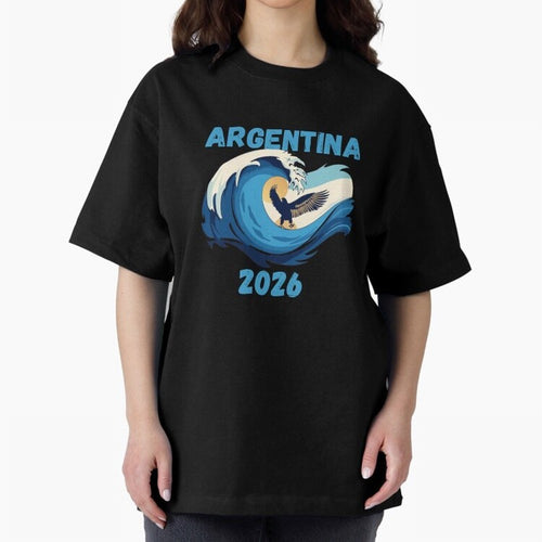 Camiseta y Calcoman¨ªa Argentina - Dise?o Bandera Albiceleste para Hinchas. Oversized T-Shirt Celebrate the Next Chapter of the FIFA World Cup 2026 Journey through Messi Highlights, Argentina Pride, Worldwide Fan Energy, Dramatic Goals, Stadium